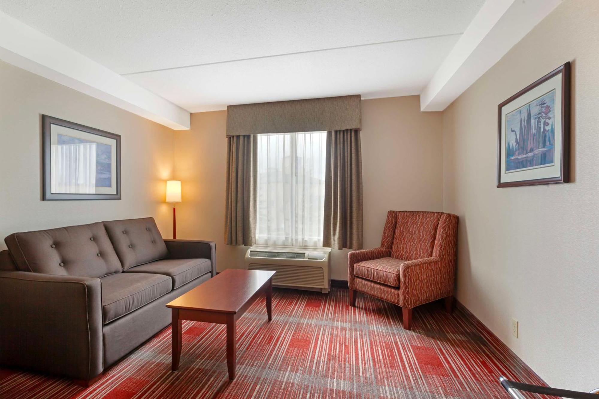 Best Western Plus Muskoka Inn Huntsville Exterior photo